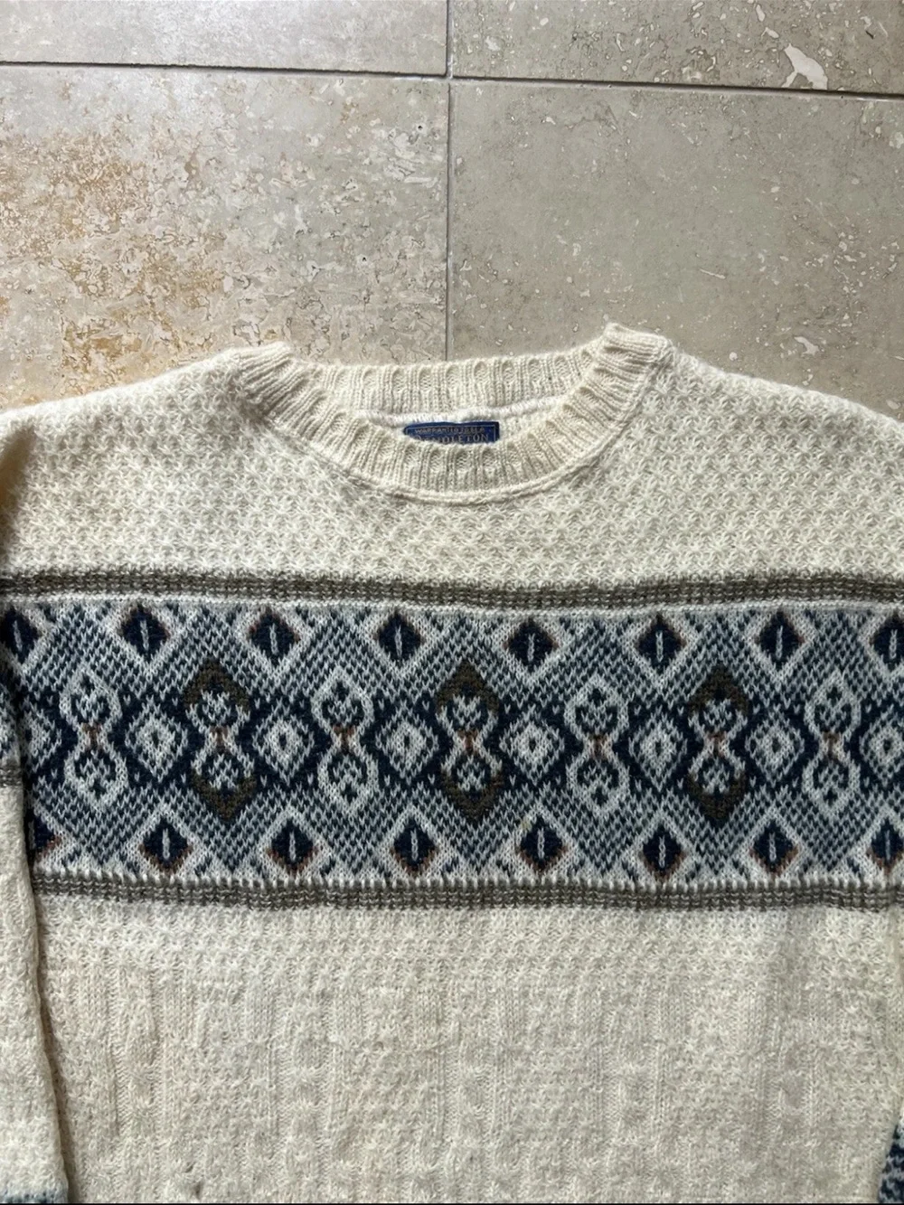 VTG Pendleton Men's Pattern 100% Virgin Wool Pullover Sweater Size Large